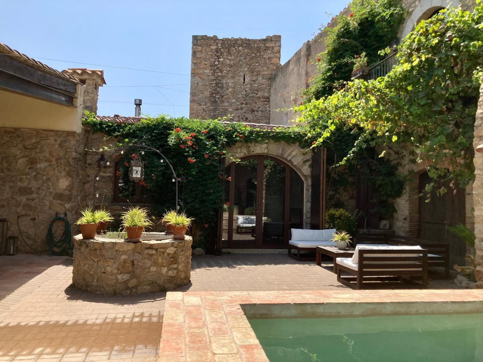 Els Racons Del Fort Castle In Wine Territory Capmany Εξωτερικό φωτογραφία